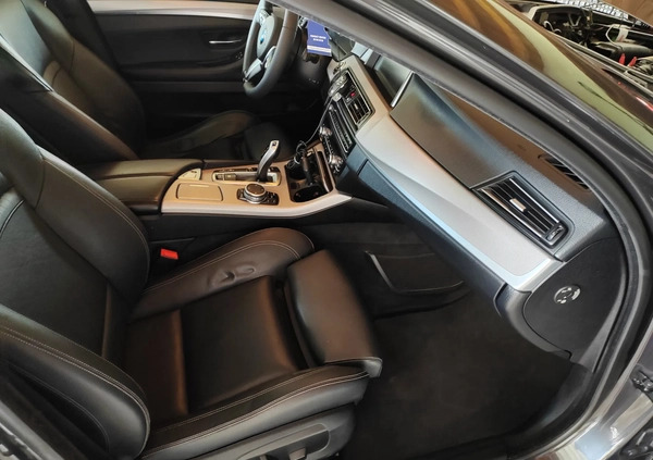 BMW Seria 5 cena 74500 przebieg: 222000, rok produkcji 2015 z Zabrze małe 254